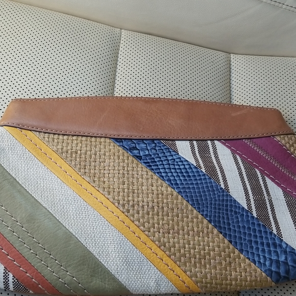 Clutch - Picture 3 of 7